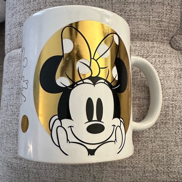 Minnie Mouse Metallic Mug - Picture 2 of 5